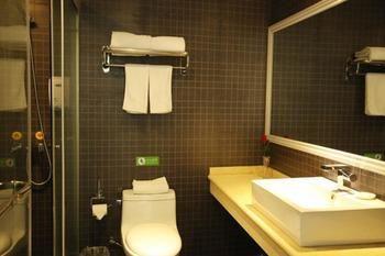 Motel 168 Shanghai Nanhui Huinan Subway Station Eksteriør bilde